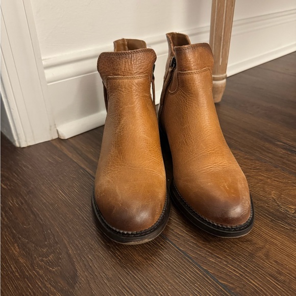 Franco Sarto Brown Ankle Boots Womens 7 - Picture 3 of 6